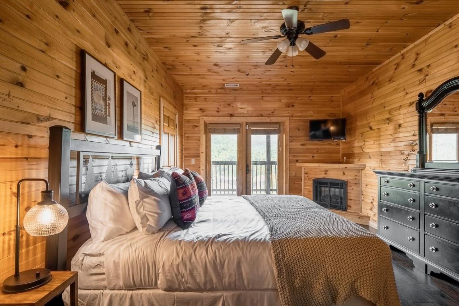 Hickory Ridge By Avantstay Incredible Private Elevated Cabin Sleeps 20 Gatlinburg Zewnętrze zdjęcie