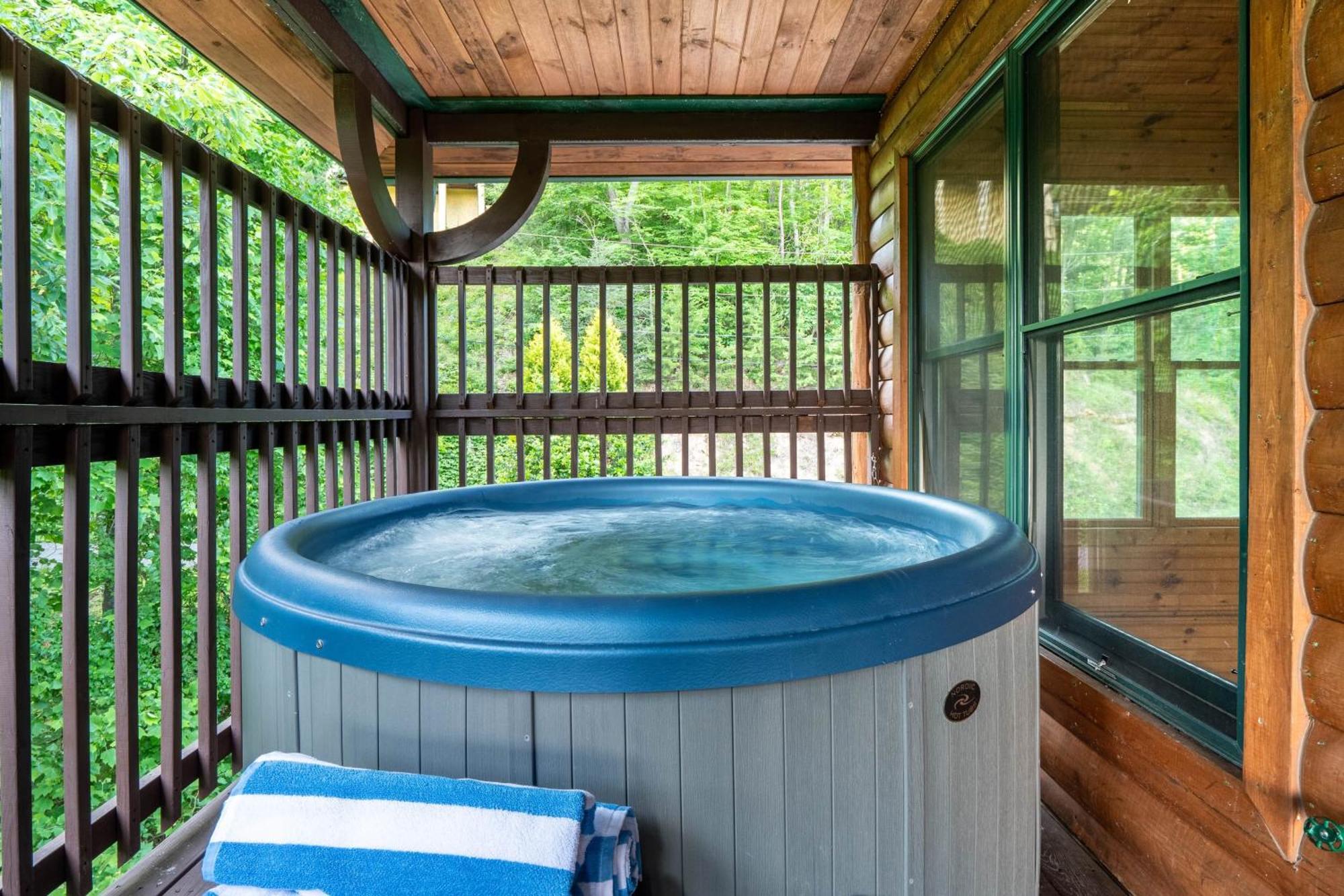 Hickory Ridge By Avantstay Incredible Private Elevated Cabin Sleeps 20 Gatlinburg Zewnętrze zdjęcie